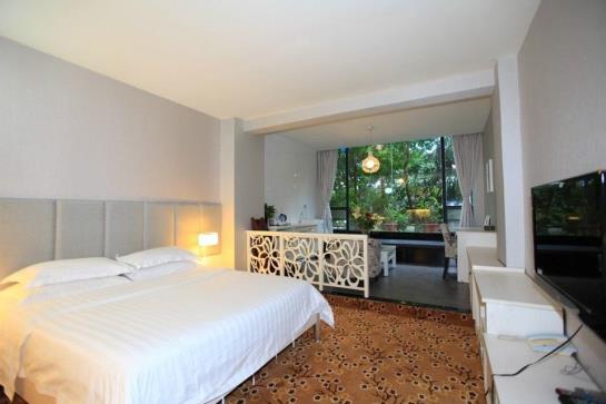 Hotel Colorful Days Guangzhou