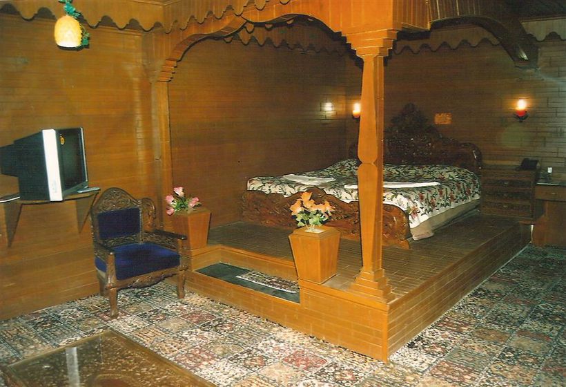Hotel Zahgeer Continental Srinagar