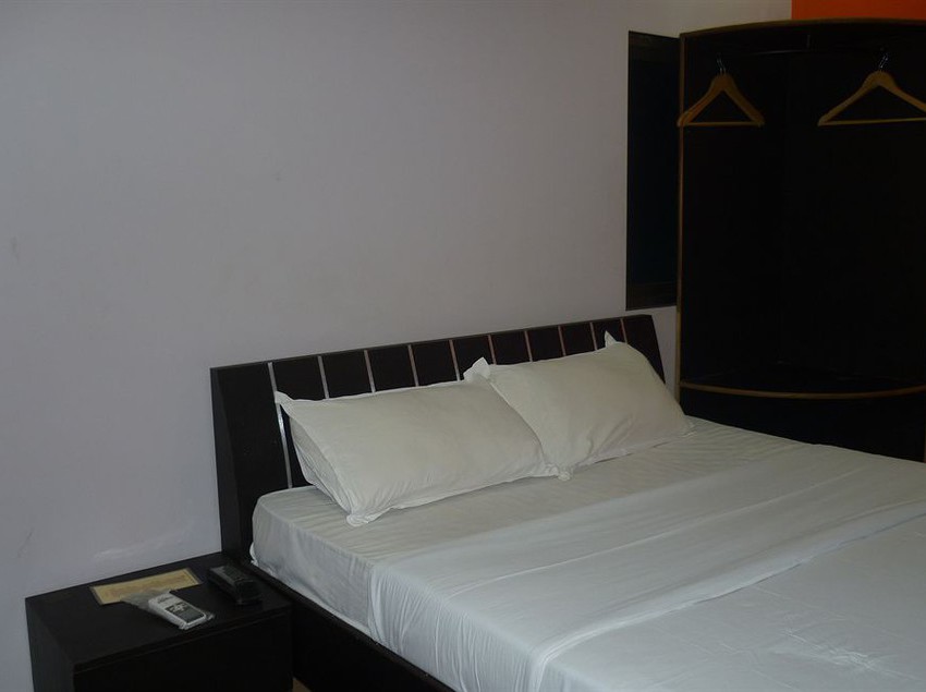 IHotel Mumbai