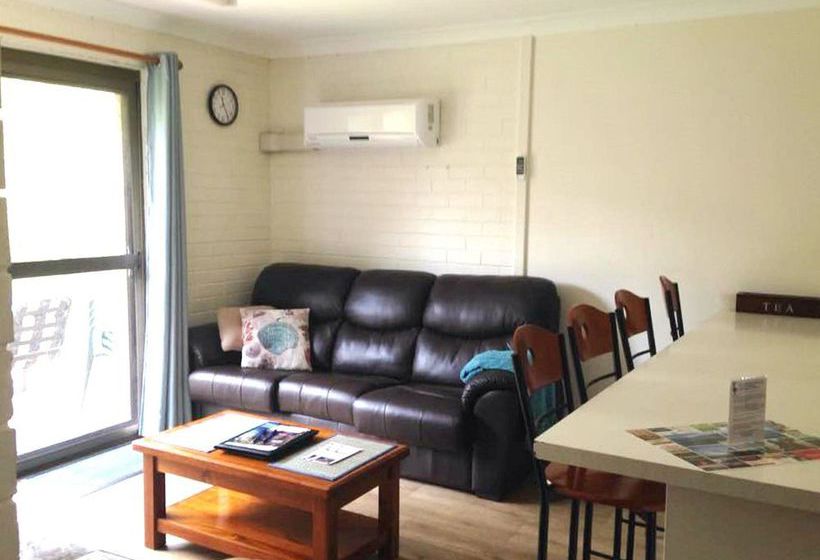 Emu Beach Chalets Albany