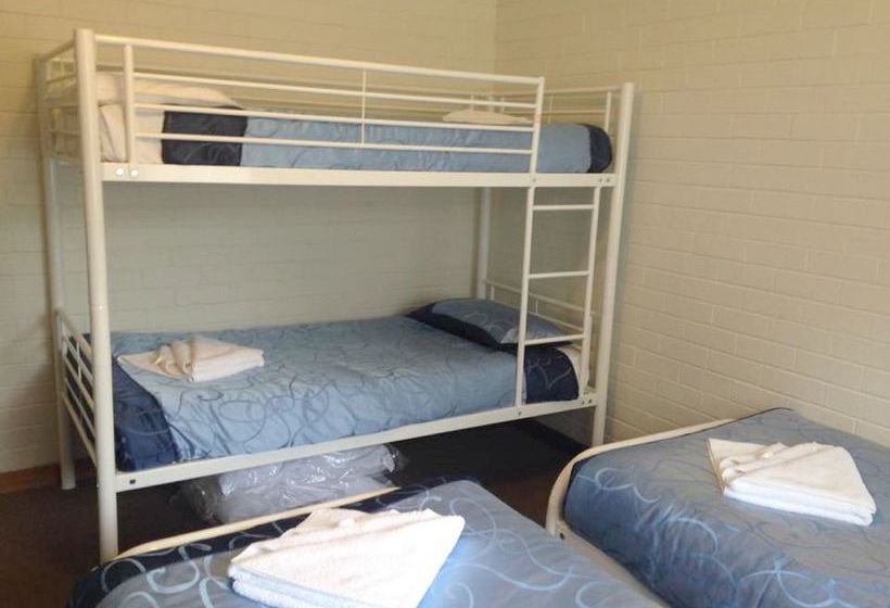 Emu Beach Chalets Albany