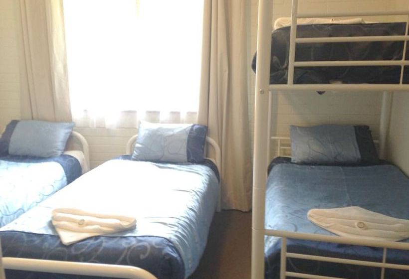 Emu Beach Chalets Albany